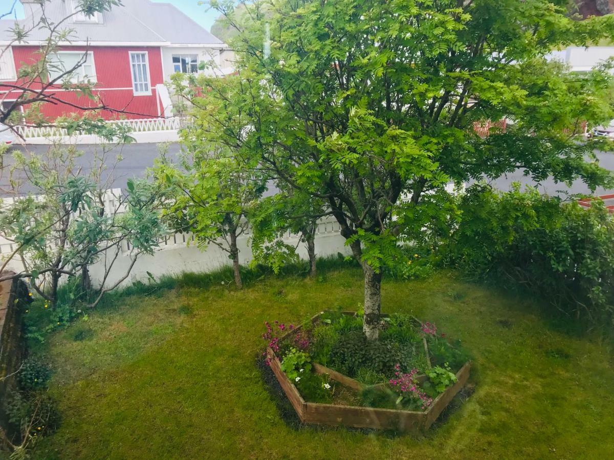Guesthouse Árný Vestmannaøerne Eksteriør billede